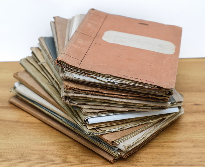 Panevėžio vyskupijos kurijos archyvo bylos, saugomos Panevėžio kraštotyros muziejuje. G. KARTANO nuotr.