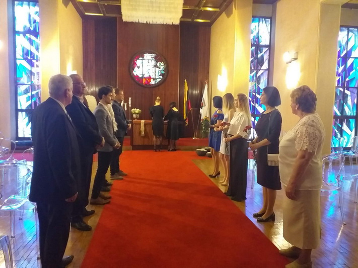 ASMENINIO ALBUMO nuotr.