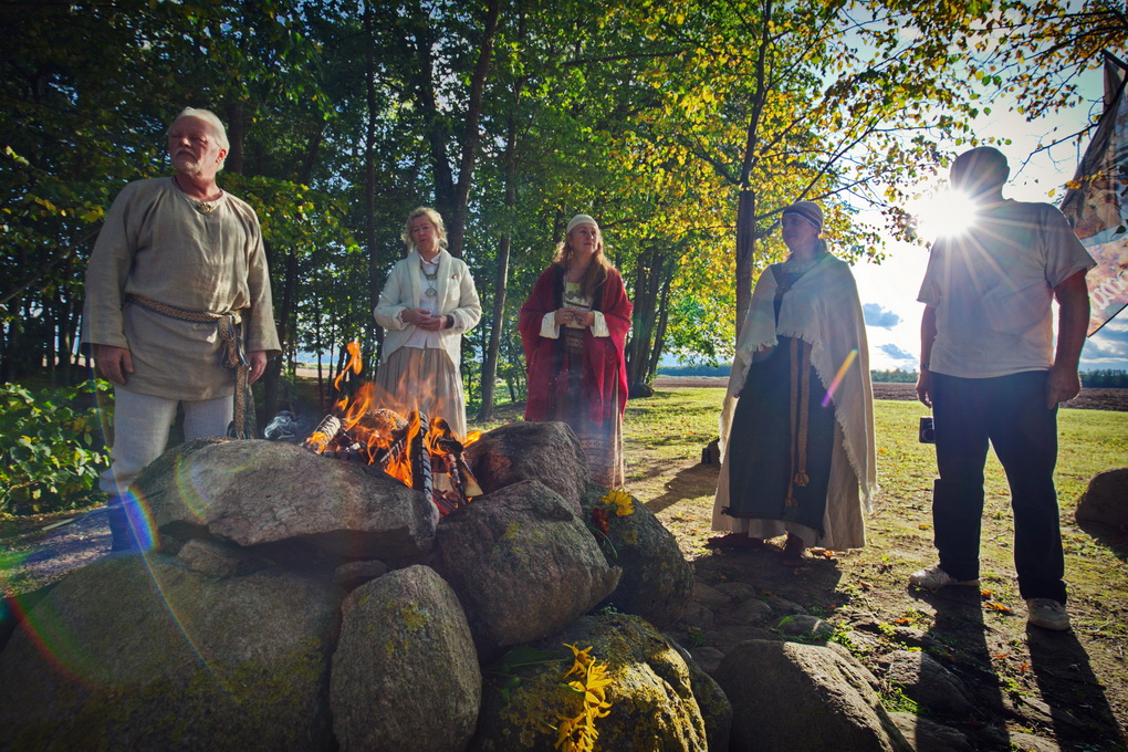 Strasbūro teismo sprendimas, pasak Gintaro Skumbino, romuviškių bendruomenei yra didelė pergalė, atverianti naujus kelius tradicijai gaivinti, skleisti ir pritaikyti kasdieniame gyvenime. G. SKUMBINO ASMENINIO ARCHYVO nuotr.