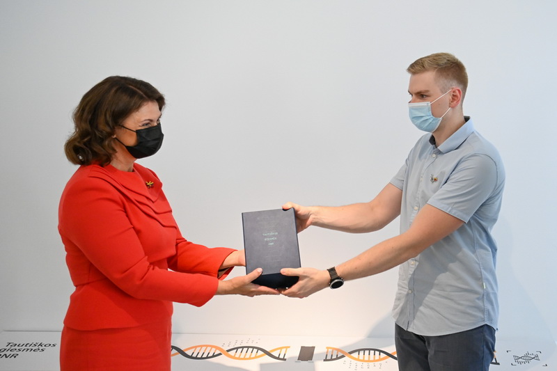 Povilas Sakalauskas beveik neabejoja, kad dar po dešimties metų DNR duomenų laikmena bus kasdieniška technologija, be kurios neįsivaizduosime nuolat augančių informacijos kiekių išsaugojimo.