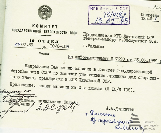 SSRS Valstybės saugumo komiteto 10 skyriaus leidimas Lietuvos KGB padaliniui naikinti dalį archyvinių bylų. Lietuvos SSR KGB šifruota telegrama kreipėsi į SSRS KGB dėl leidimo sunaikinti apie 5 000 operatyvinės įskaitos bylų. Atsižvelgus į „operatyvinę padėtį“ Lietuvoje, prašymas buvo patenkintas. LYA nuotr.