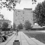 Naujas viešbutis Panevėžyje. 1976 metai. Fotografas Marijonas Baranauskas. LIETUVOS CENTRINIO VALSTYBĖS ARCHYVO FONDŲ nuotr.