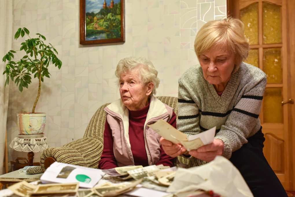 Pasak Danutės ir Elvyros, jų šeimai tik per stebuklą pavyko visiems pargrįžti į Lietuvą. ASMENINIO ARCHYVO nuotr. 