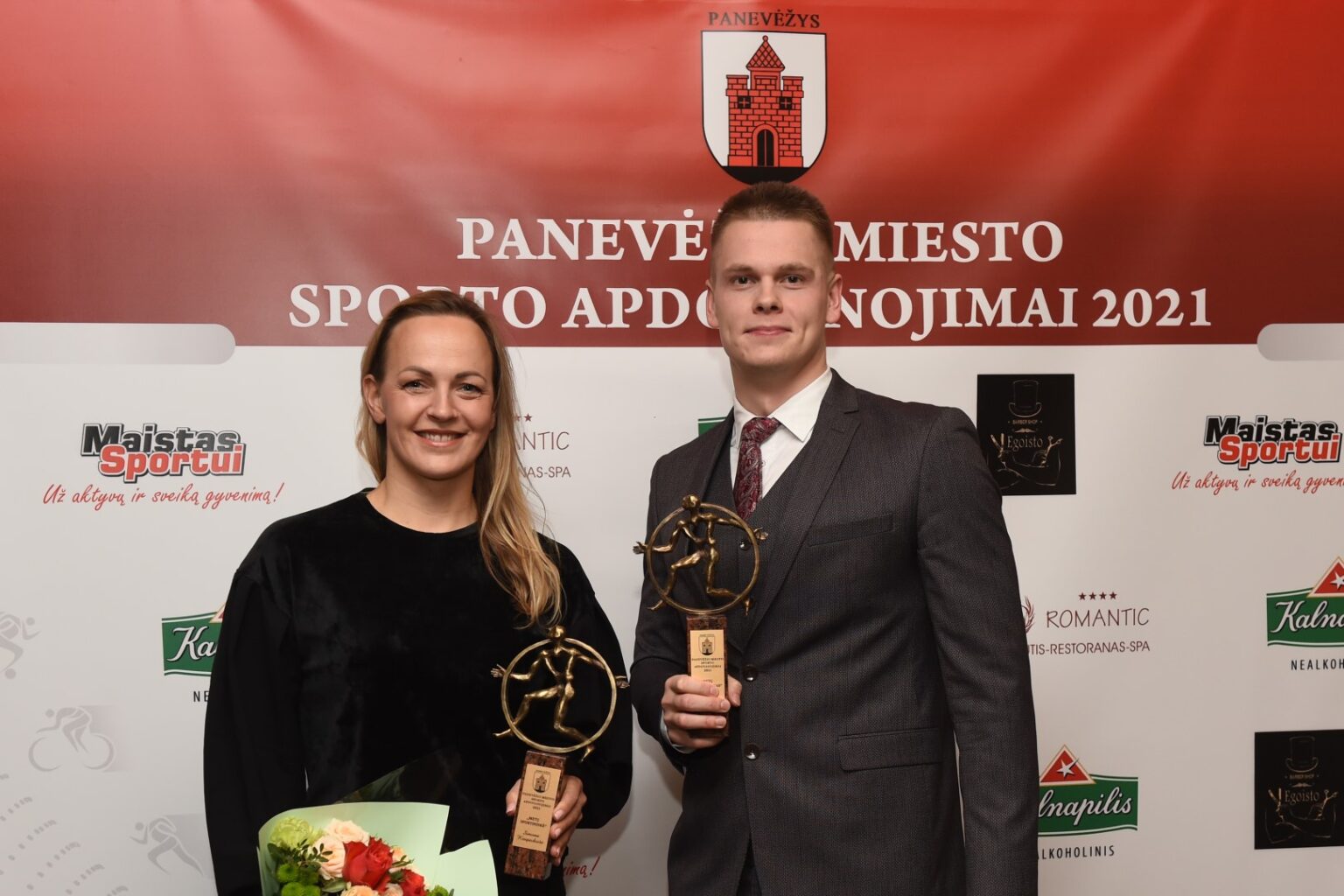 Panevėžys iškilmingoje ceremonijoje pagerbė 2021 metų geriausius miesto sportininkus bei jų trenerius. Jiems įteikti medaliai bei atminimo dovanos.