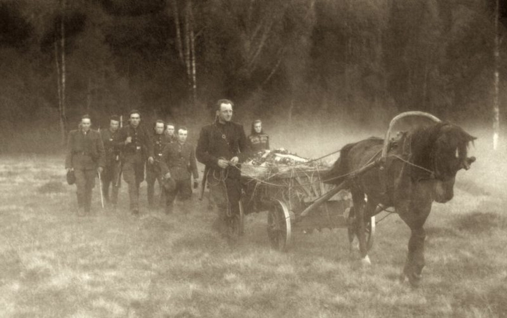 Vyčio apygardos Briedžio rinktinės Žaibo būrio vado Antano Žilio-Žaibo laidotuvės. LGGRTC rinkinių nuotr.