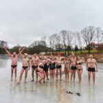 Sausio 1-ąją visame pasaulyje švenčiama ruonių diena neaplenkia ir Panevėžio. Sveikuoliams jau tapo tradicija pirmąją metų dieną Kultūros ir poilsio parke, Nevėžio upės maudykloje murktelėti į ledinį vandenį.