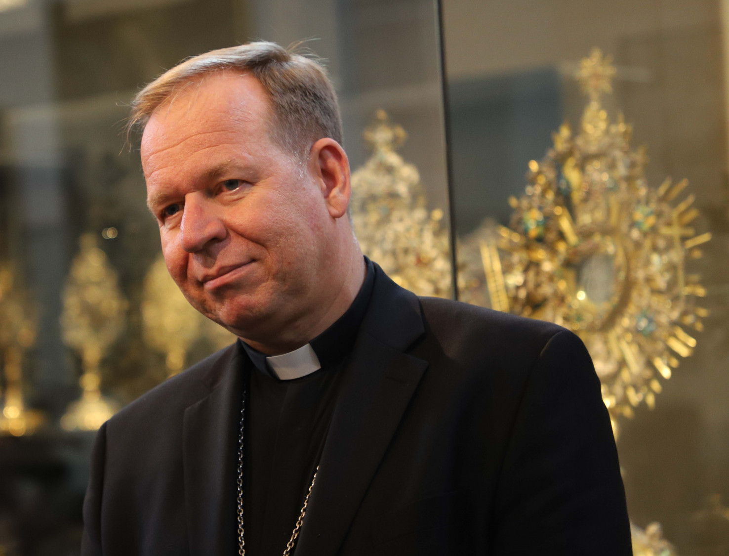 Lietuvos vyskupų konferencijos pirmininkas, arkivyskupas Gintaras Grušas Lietuvos tikinčiuosius kviečia melstis už pirmadienį mirusį popiežių Pranciškų.