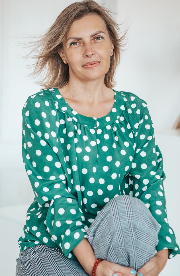 Interjero ir kraštovaizdžio dizainerė Rolanda Adomavičienė. Ingos MINIKAUSKIENĖS nuotr.