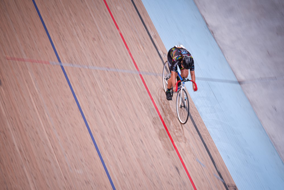 Karo Ukrainoje fone ryškėja Vidaus reikalų ministerijos kai kurių sprendimų grimasos.