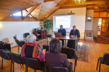 Popiežius Pranciškus nori išgirsti kiekvieno nuomonę apie Bažnyčią. Ką apie jos ateitį mano panevėžiečiai, bus išsiųsta pačiam Šventajam Tėvui ir jo administracijai.