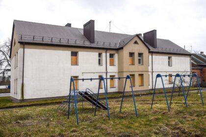 Jau artimiausiu metu Panevėžio savivaldybė aukcione bandys parduoti netradicinį objektą – du daugiabučius pramoninėje miesto dalyje.