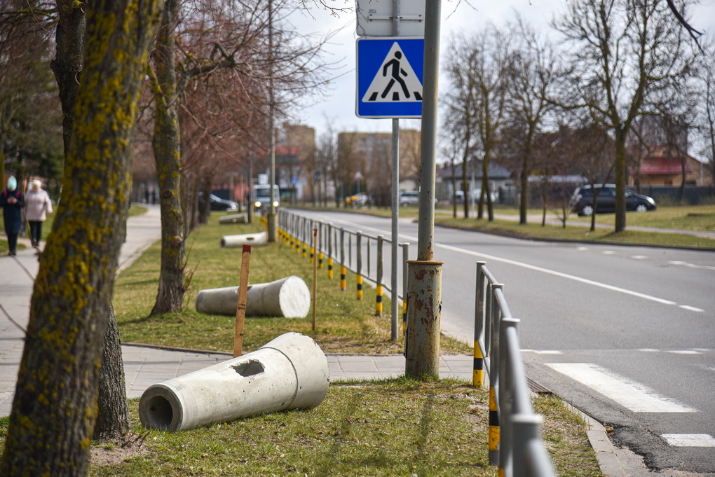 Gatvių apšvietimo modernizavimo darbai startuos jau po Velykų – iki metų pabaigos beveik visame mieste dabartines geltonas lempas pakeis LED šviestuvai. P. ŽIDONIO nuotr.