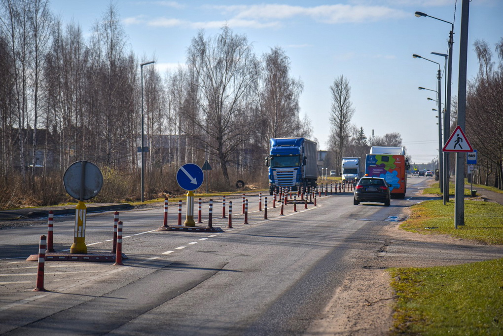 Smėlynės gatvėje, nepažymėtoje duobėje automobilį apgadinusi panevėžiečių šeima trejus metus teisme kovėsi su Savivaldybe, kol pasiekė savo. P. ŽIDONIO nuotr.