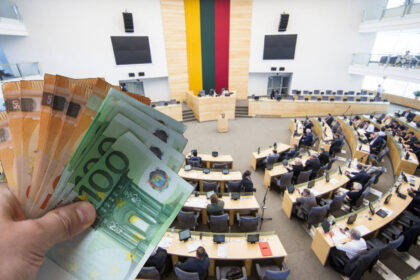 Panevėžyje rinktų seimūnų ir europarlamentarės turto deklaracijose per metus stebima tiek realaus, tiek su deklaravimo subtilybėmis susijusio praturtėjimo.