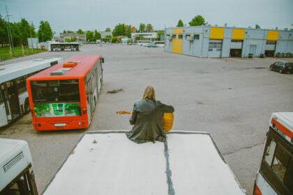 Trijose Panevėžio pramonės įmonėse darbą pradeda kino režisierius, teatro aktorė, baleto studijos vadovė, filmų kūrėjas, fotografas.