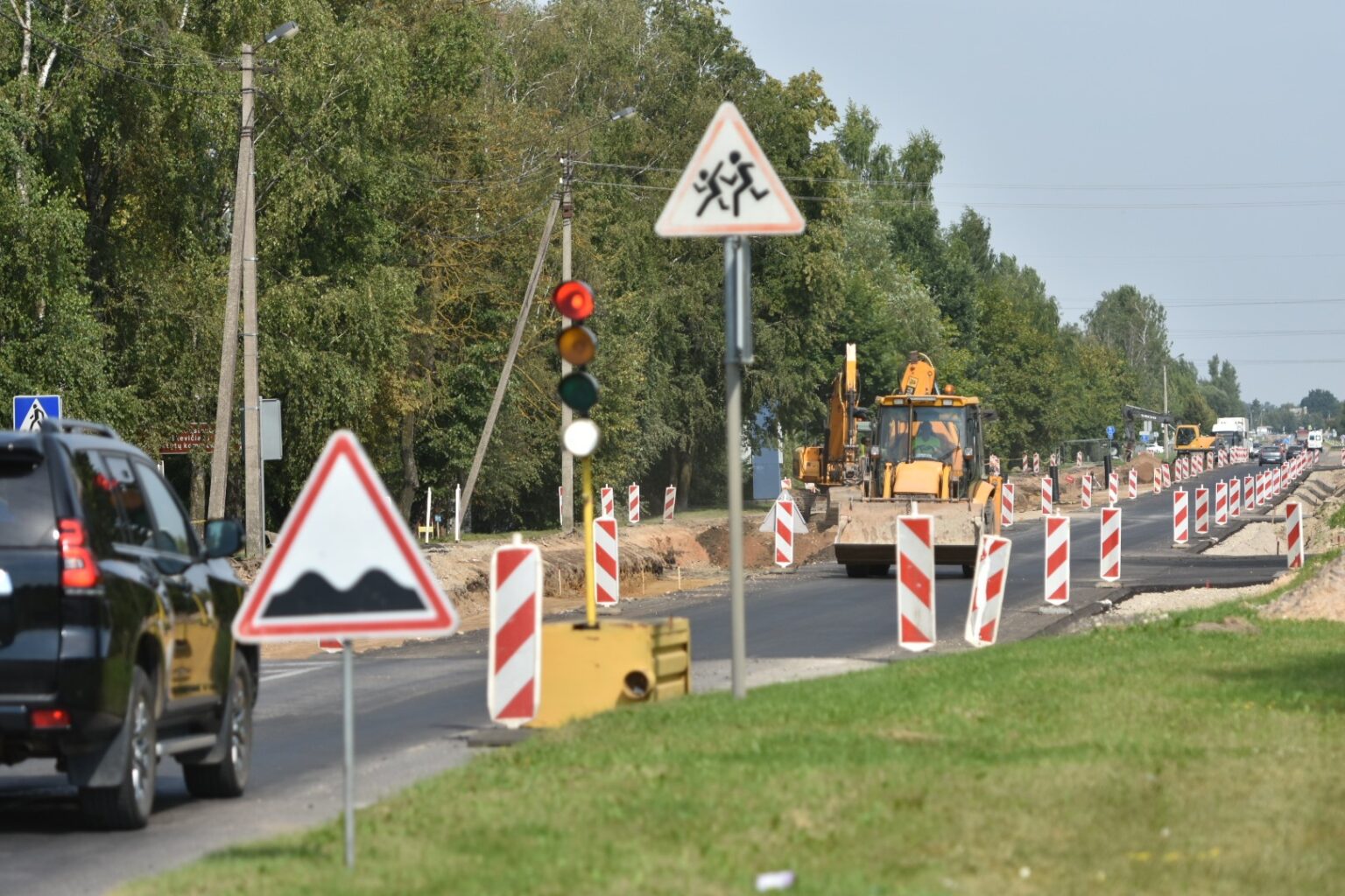 Rekonstruojamoje vienoje judriausių Panevėžyje Smėlynės gatvėje kelininkai dirbs ir savaitgaliais.
