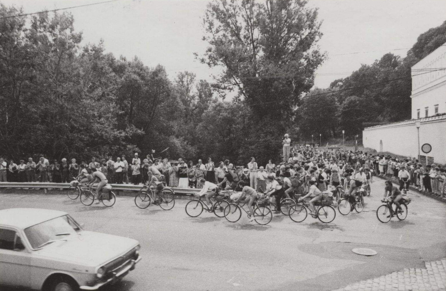 „Žemynos“ klubo organizuotas dviračių žygis „Lietuva – mano namai“. 1988 metų liepos 20-oji. LNM (Raimondo Urbakavičiaus) nuotr.