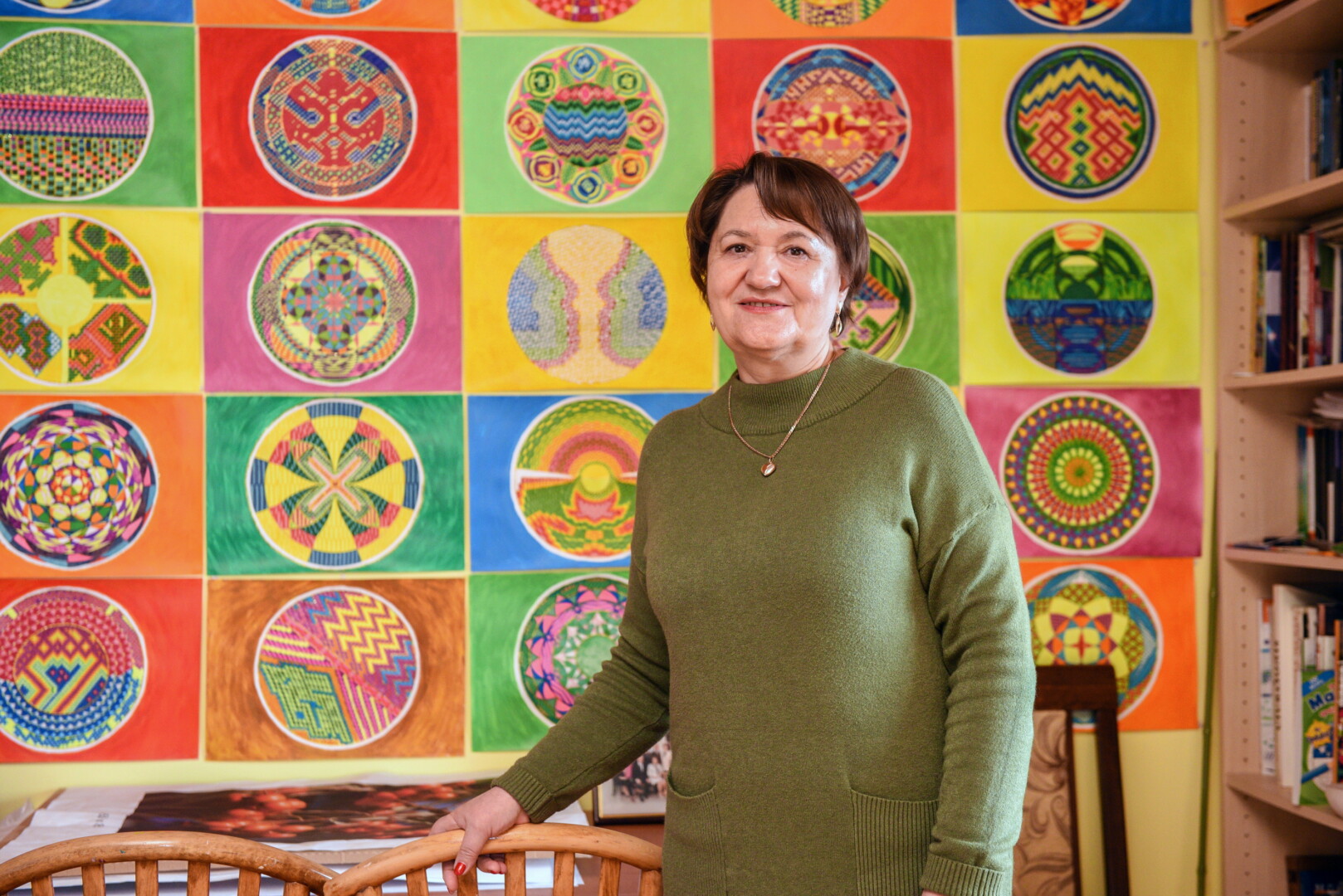 Atradusi dailės terapiją, A. Šimoliūnienė surengė jau ne vieną savo darbų parodą. G. Kartano nuotr.