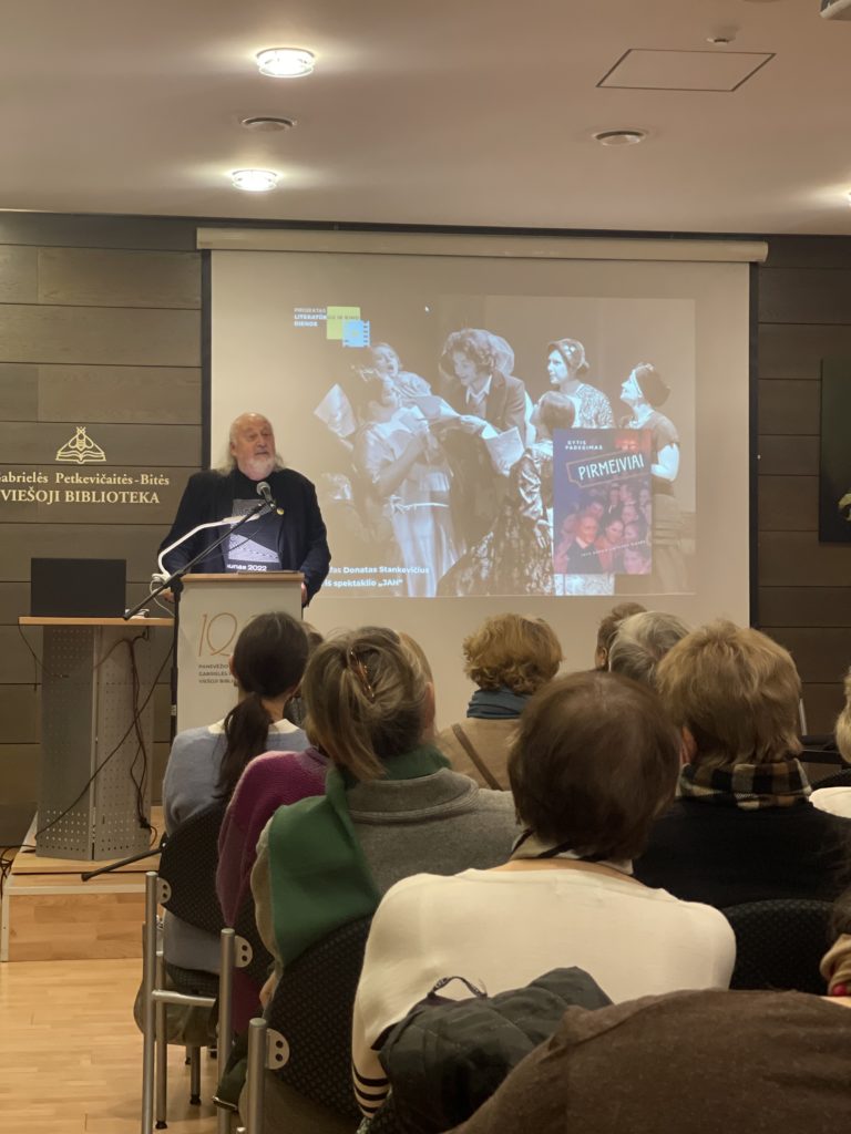 G. Padegimas susitikime su panevėžiečiais G. Petkevičaitės-Bitės viešojoje bibliotekoje. J. Žilytės nuotr.