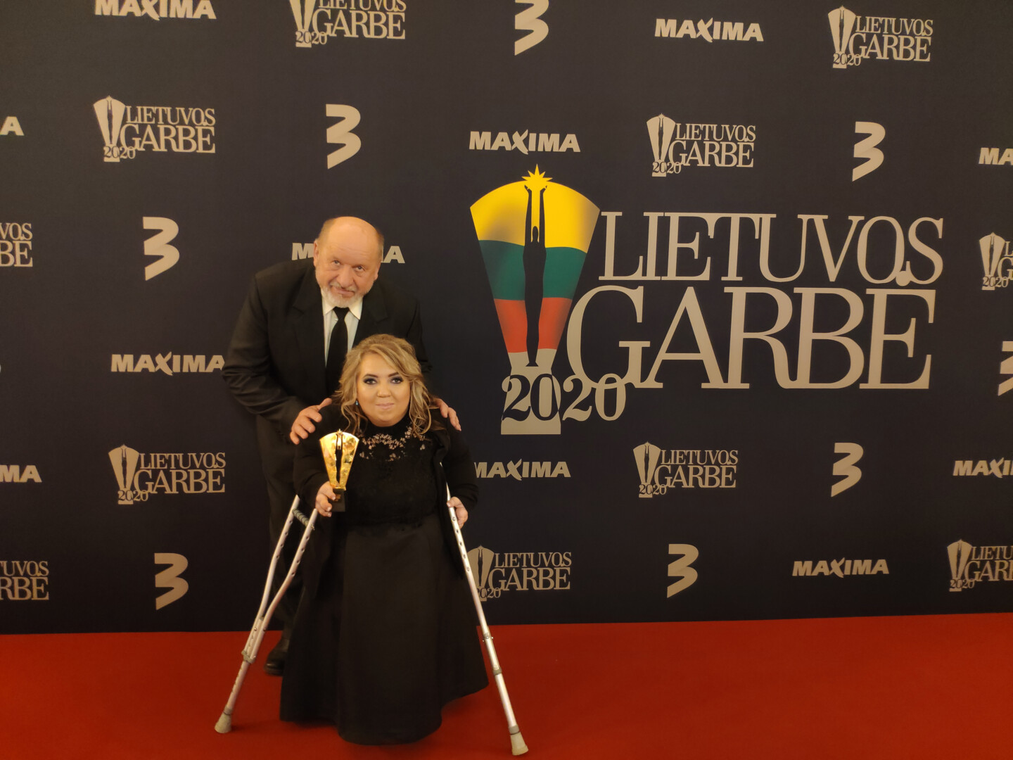 Sigitas Zabulionis kartu su dukra Irma tęsia prieš aštuonerius metus mirusios geradarės žmonos Marytės Zabulionienės darbus. ŠEIMOS ARCHYVO nuotr.