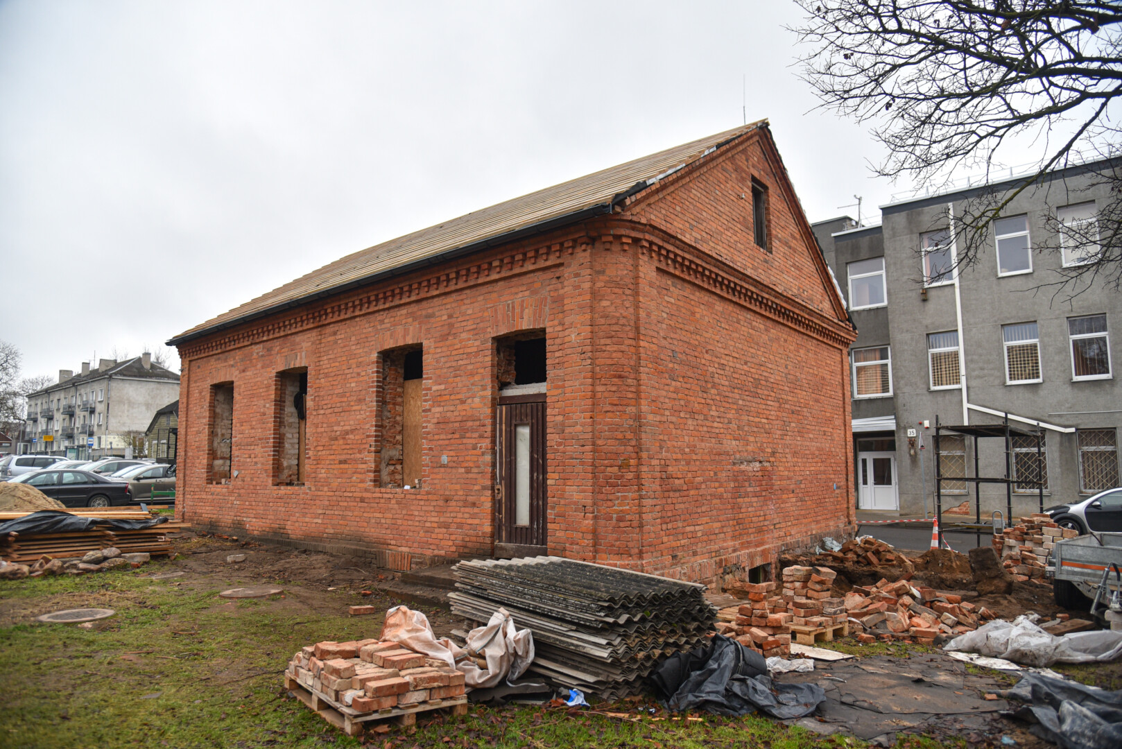Raudoplyčio kraupi sovietinė praeitis neišgąsdino jį odontologijos klinikai nusižiūrėjusio verslininko. P. ŽIDONIO nuotr. 