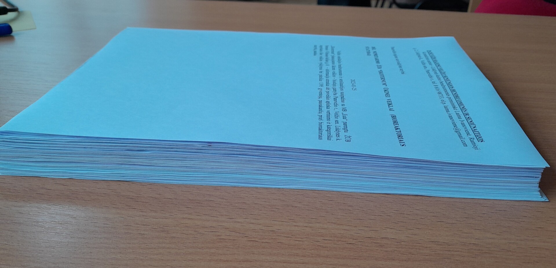 Štai tokį pluoštą parašų - 1395 - gyventojai pateikė Panevėžio rajono tarybai kaip priedą prie surašyto rašto, kuriuo pareikšta bendruomenių valia nepritarti bioreaktoriaus statybai.