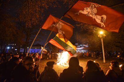 Laisvės gynėjų diena Panevėžyje kasmet prisimenama ir tuos įvykius menančiame Sausio 13-osios skvere, kur beveik prieš tris dešimtmečius žmonės rinkosi saugoti telegrafo, bet ir kitais renginiais.