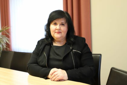 Nuo eitų Panevėžio palaikomojo gydymo ir slaugos ligoninės vadovės pareigų nušalinta Violeta Grigienė šiuo metu darbuojasi gydytoja Pasvalyje. „SEKUNDĖS“ nuotr.