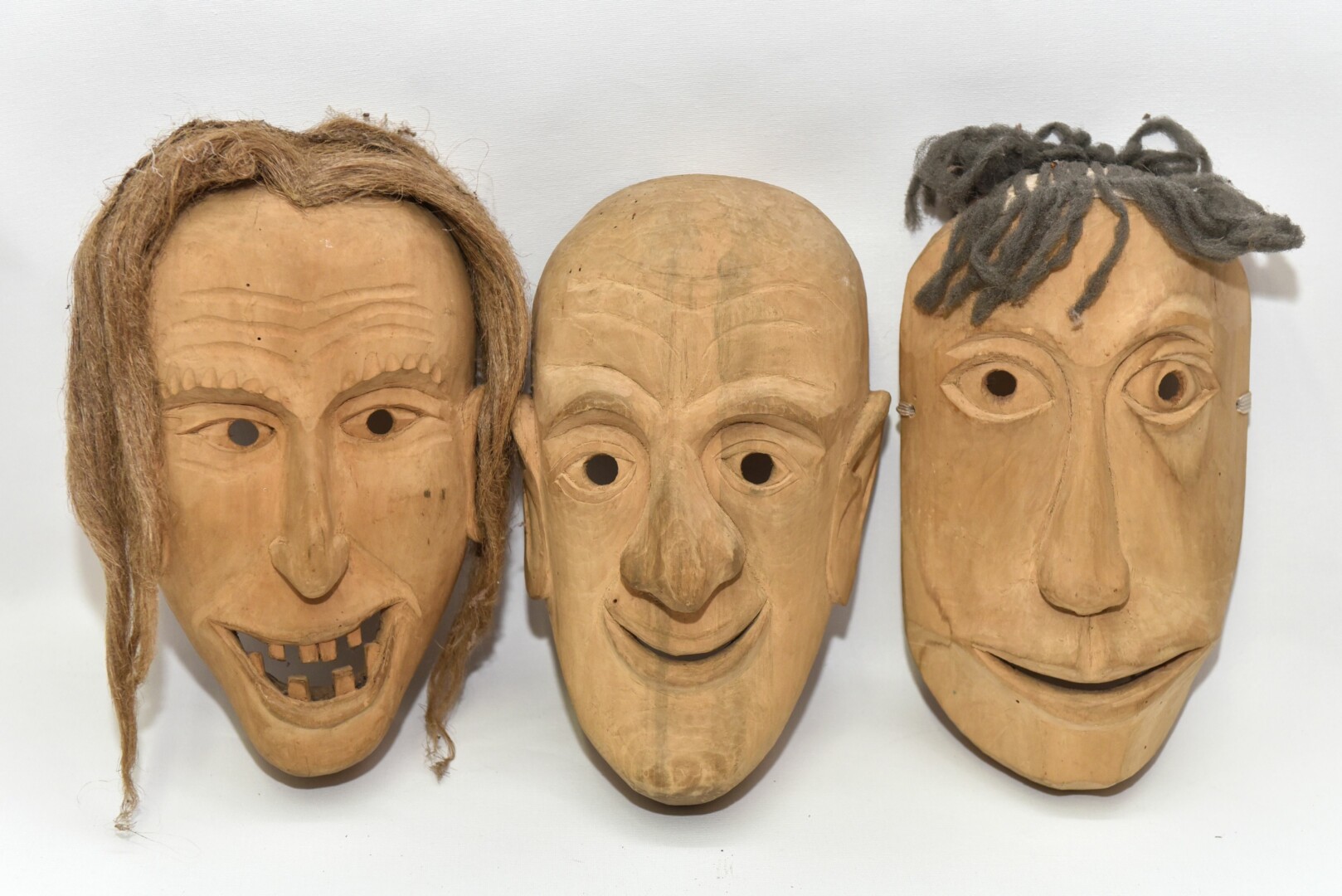 V. Razmislavičiaus drožtos Užgavėnių kaukės. G. Kartano nuotr.