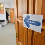 Panevėžio rajono gyventojai kartu su dar 33 Lietuvos savivaldybių rinkėjais šiandien renka žmones, kuriems ateinančius ketverius metus patikės valdžios vadeles. Tačiau ir antrajame ture kraštiečiai išlieka pasyviausiais balsuotojais visoje šalyje.