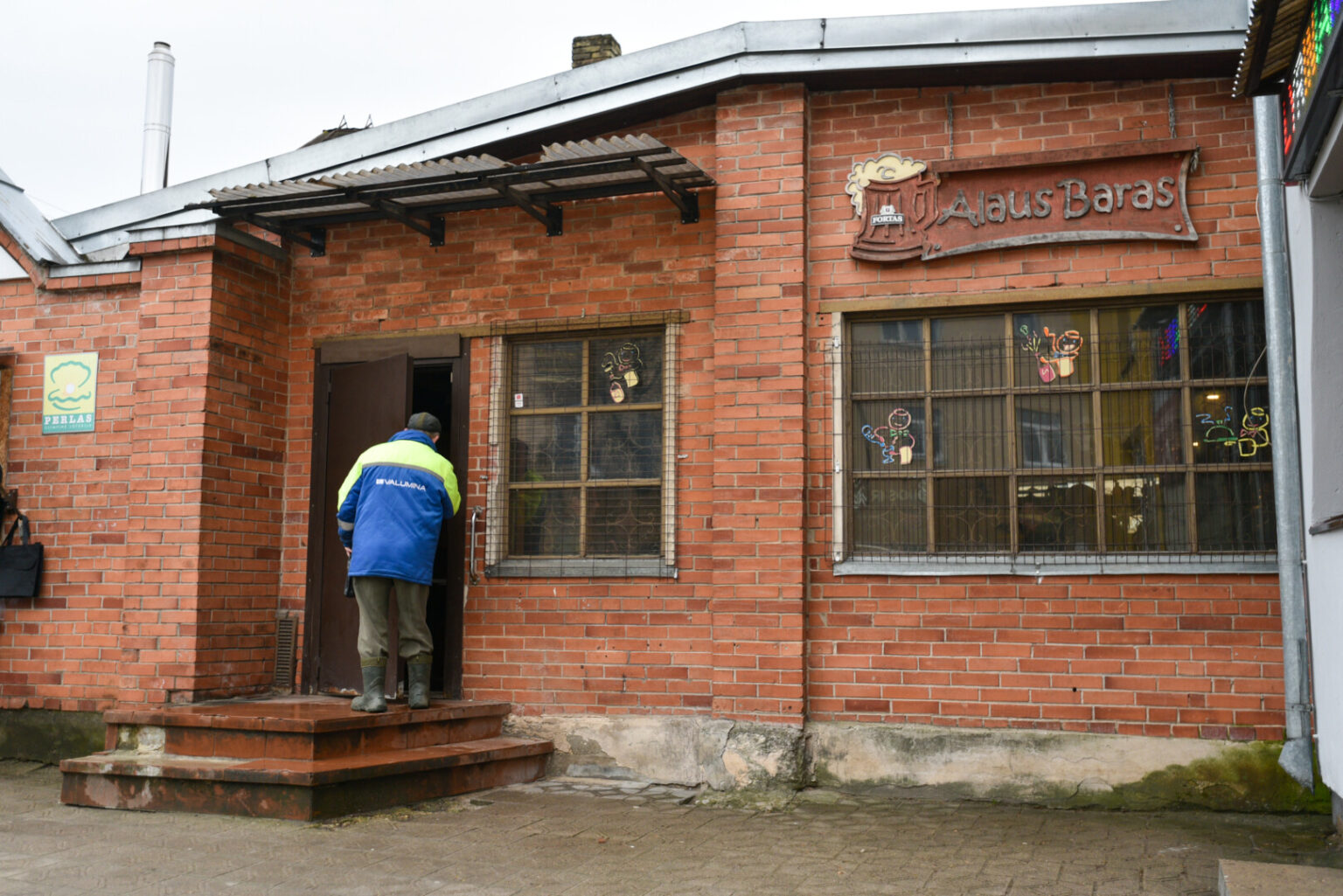 Panevėžio nakvynės namų darbuotojai kartu su policija jau kitą savaitę leisis į miestą ieškoti elgetaujančių prie prekybos centrų, besiburiančių prie miesto aludžių ir nakvojančių apleistuose pastatuose benamių.