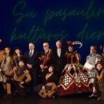 Artėjant Kultūros dienai, Panevėžio muzikiniame teatre kultūros darbuotojams surengtas šventinis vakaras, kuriame pasveikinti trys kultūros ir meno premijos laureatai.