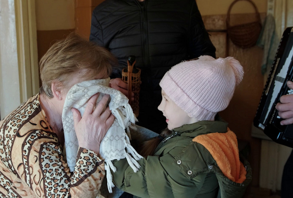 Šlapios velykinės linksmybės iki šių dienų populiarios pačioje Krekenavos pašonėje, Panevėžio rajone, Užupės kaime.