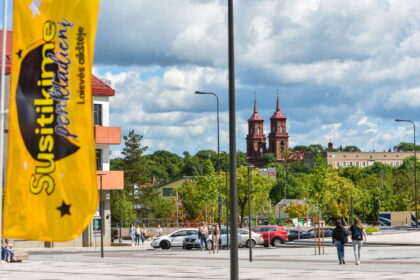 Artėjant vasarai, ryškėja minias į Panevėžio Laisvės aikštę sutraukiančio tradicinio renginių ciklo „Susitikime penktadienį“ kontūrai.