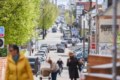 Visko buvo, yra ir kiek dar visko bus vienoje iš judriausių miesto gatvių – Ukmergės.