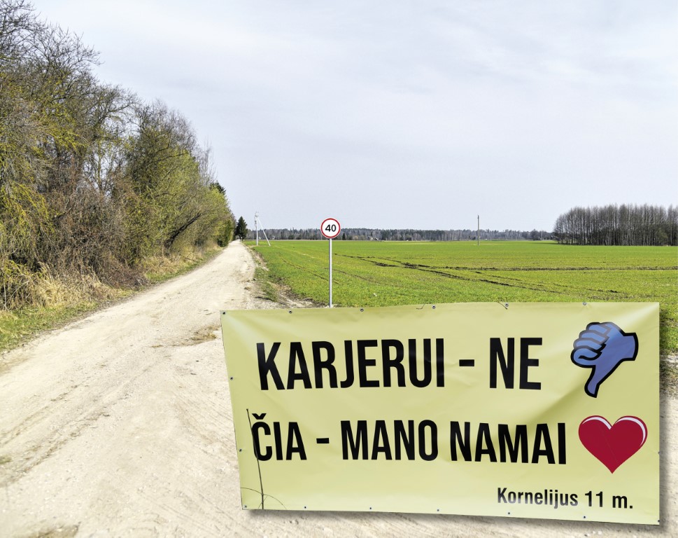 Panevėžio rajono vaizdingoje vietoje įsikūrusių dviejų sodininkų bendrijų gyventojai surinkę parašus kelias dešimtis institucijų, tarp jų ir prezidentą, užvertė prašymais sustabdyti verslininkų planus vos už šimto metrų nuo gyvenamųjų namų iškasti karjerą.