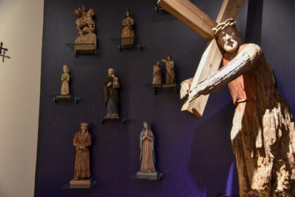 Pastaruoju metu padažnėjusios kilnojamųjų kultūros vertybių vagystės verčia ieškoti išeičių saugant šalies paveldą net šventose vietose.