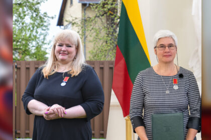 Prezidento apdovanojimo sulaukusios mamos – Neringa Kunickienė ir Rasma Buzienė – suprato: ne užgyventi turtai, karjera, statusas, o besisukantis gyvybės ratas yra gyvenimo pamatas.