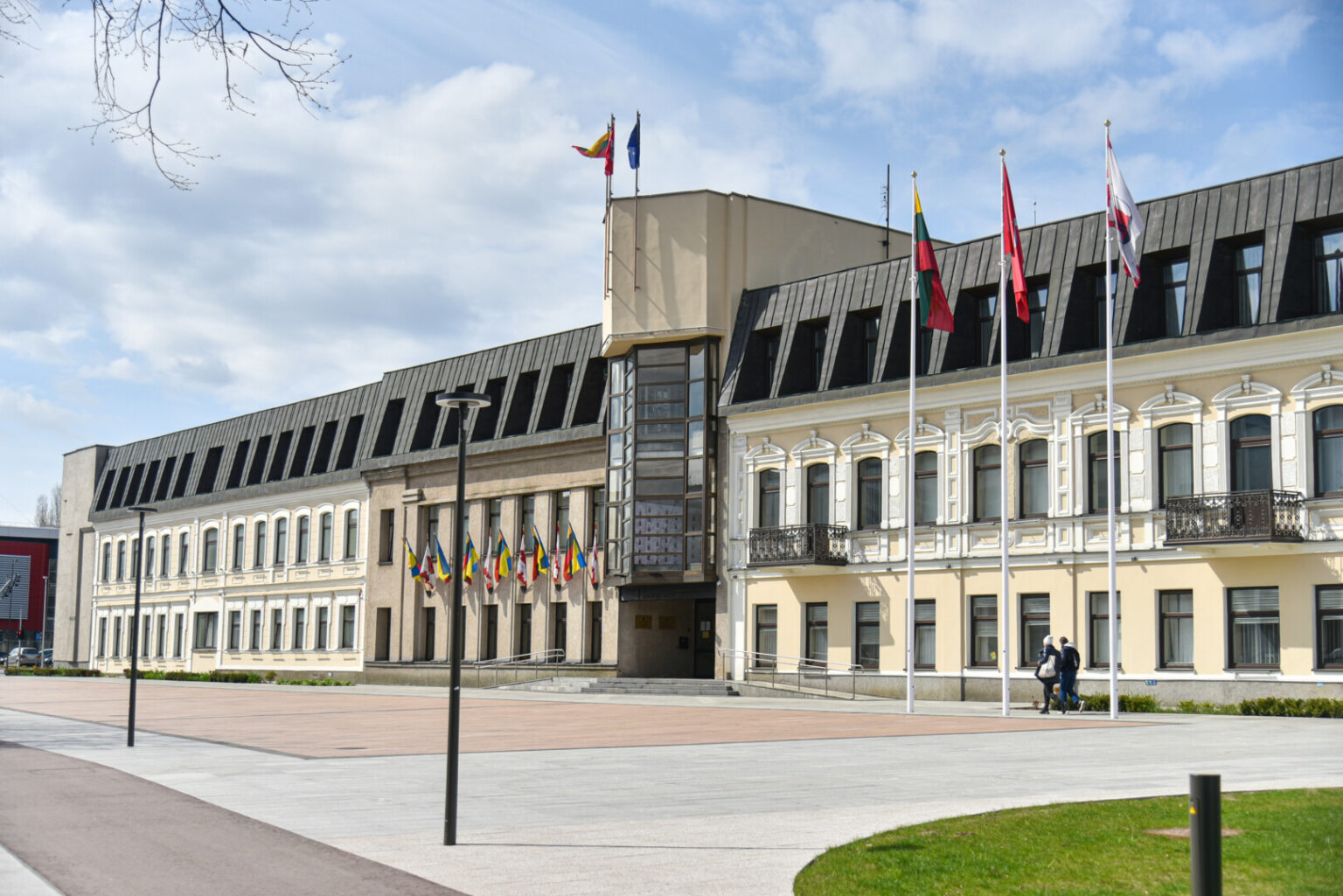 Aštuonerius metus Panevėžio savivaldybės administracijos laivą vairavęs Tomas Jukna jos direktoriumi paskirtas dar ketveriems.