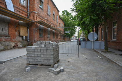 Panevėžiečiams baigia pabosti jau keletą metų užsitęsęs vienos seniausių mieste Kranto gatvės remontas.