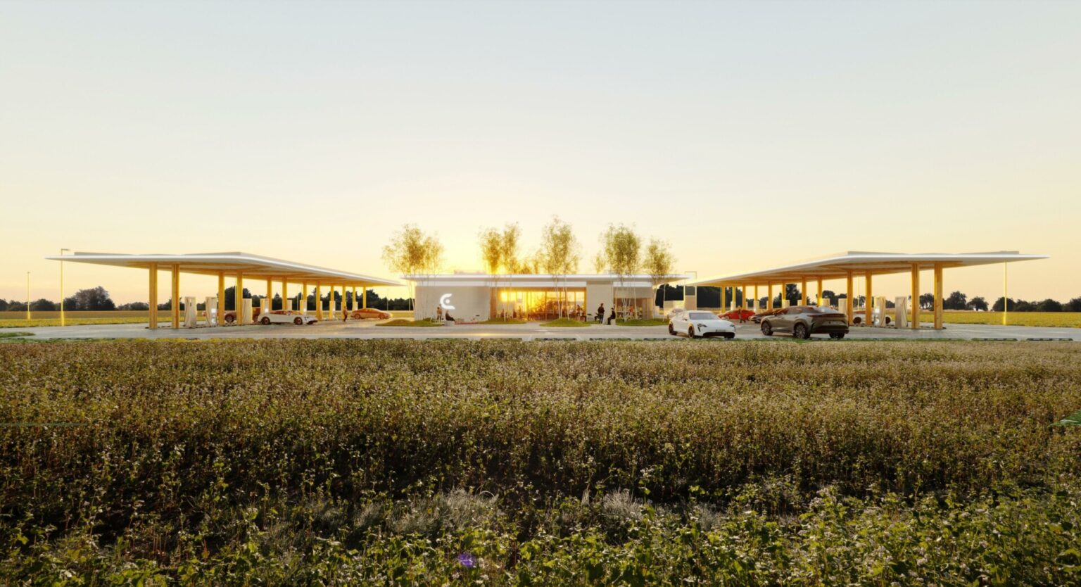 Šalia Panevėžio aplinkkelio, ten, kur kirtusi Bliūdžių kaimą Pušaloto gatvė įsiremia į vadinamąjį turbožiedą, dar šiemet planuojama pradėti didžiausios Lietuvoje elektromobilių įkrovos stoties statybas.