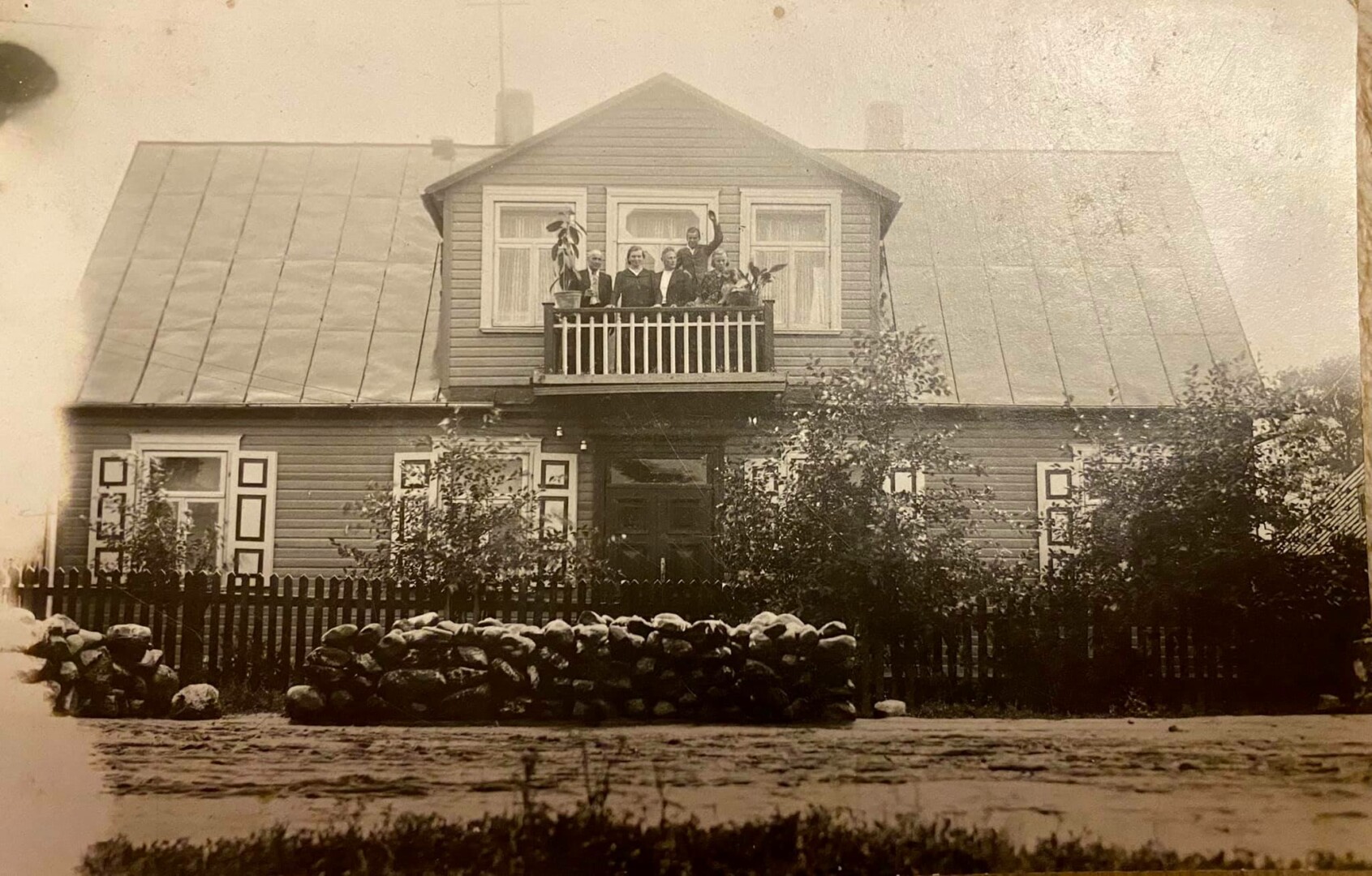 J. Basanavičiaus g. gyventojai 1938 m. Jurgitos Mačinskienės kolekcijos nuotr.