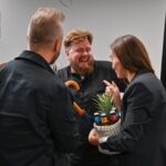 „Tikiuosi, kad žmonės pamatys Panevėžį tokį gražų, kokį pamačiau aš“, – viliasi fotografas Juozas Petkevičius, atidaręs neeilinę parodą, skirtą Panevėžiui ir jo herojams.