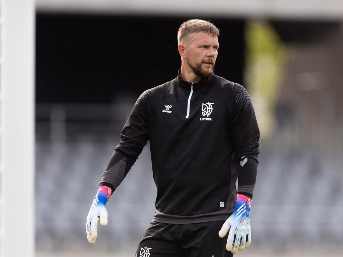 Emilijus Zubas džiaugiasi, jog pavyko išvežti šeimą iš karo apimto Izraelio ir saugiai pasiekti namus, tačiau neslepia nerimo dėl ten likusių draugų, pažįstamų, komandos bičiulių. LFF nuotr.