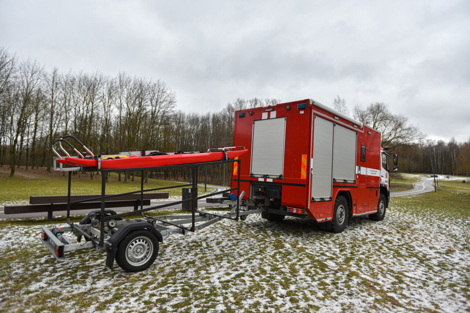 Prireikus pagalbos ieškoti skenduolių, narų laukti teks ilgiau, mat visoje Panevėžio apskrityje jų nebelieka – atvyks iš Utenos. ASOCIATYVI P. ŽIDONIO nuotr.