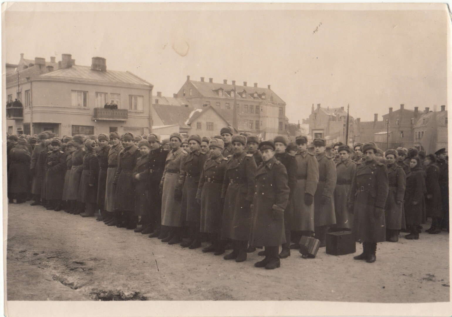 1946 metų Panevėžys, Savanorių aikštė. PANEVĖŽIO KRAŠTOTYROS MUZIEJAUS fondų nuotr.