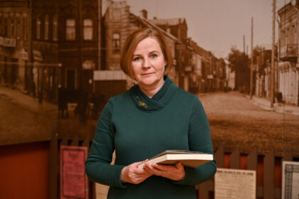 Panevėžio kraštotyros muziejuje kitą savaitę visuomenei pristatoma fotografijos tyrinėtojos dr. Zitos Pikelytės knyga „Fotografas Antanas Patamsis. Panevėžys“ neabejotinai sudomins kiekvieną, kam įdomus miestas iš praeities.