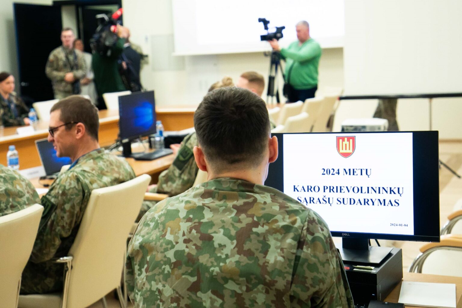 Krašto apsaugos ministerijoje (KAM) sudarytas 2024 m. karo prievolininkų sąrašas.