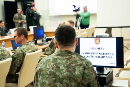 Krašto apsaugos ministerijoje (KAM) sudarytas 2024 m. karo prievolininkų sąrašas.