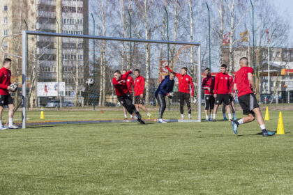 Lietuvos futbolo federacijos būstinėje pirmadienį Vilniuje vykusiame būsimo sezono „TOPsport A lygos“ valdybos posėdyje priimtas Panevėžiui skausmingas sprendimas.